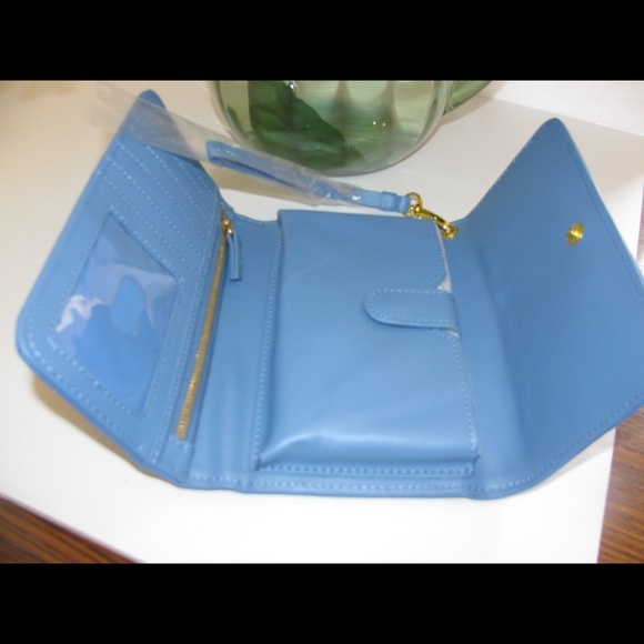 🚫SOLD🚫NEW BLUE LEATHER WALLET🌵💧 - Picture 3 of 4